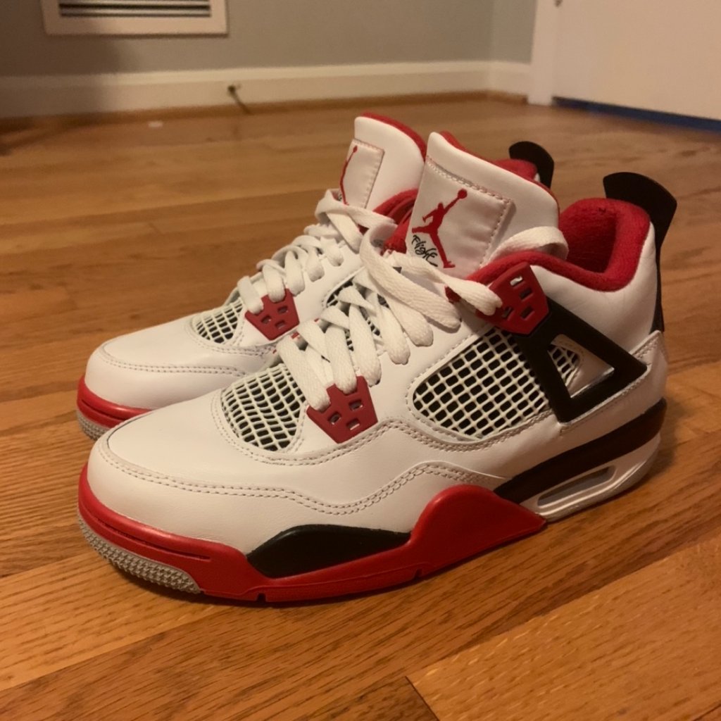 Jordan 4